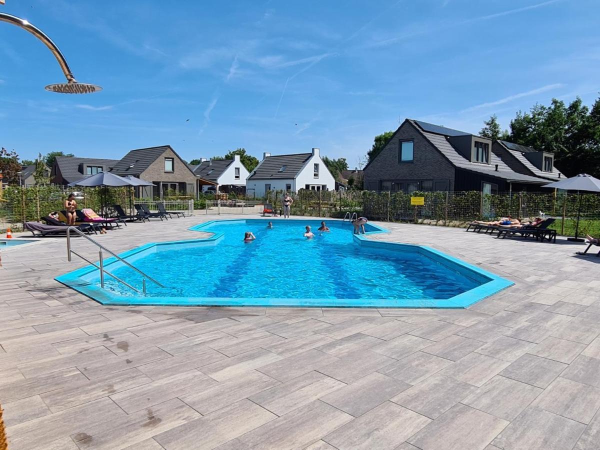 סנט מארטן Chalet 511 Op Recreatiepark De Wielen מראה חיצוני תמונה